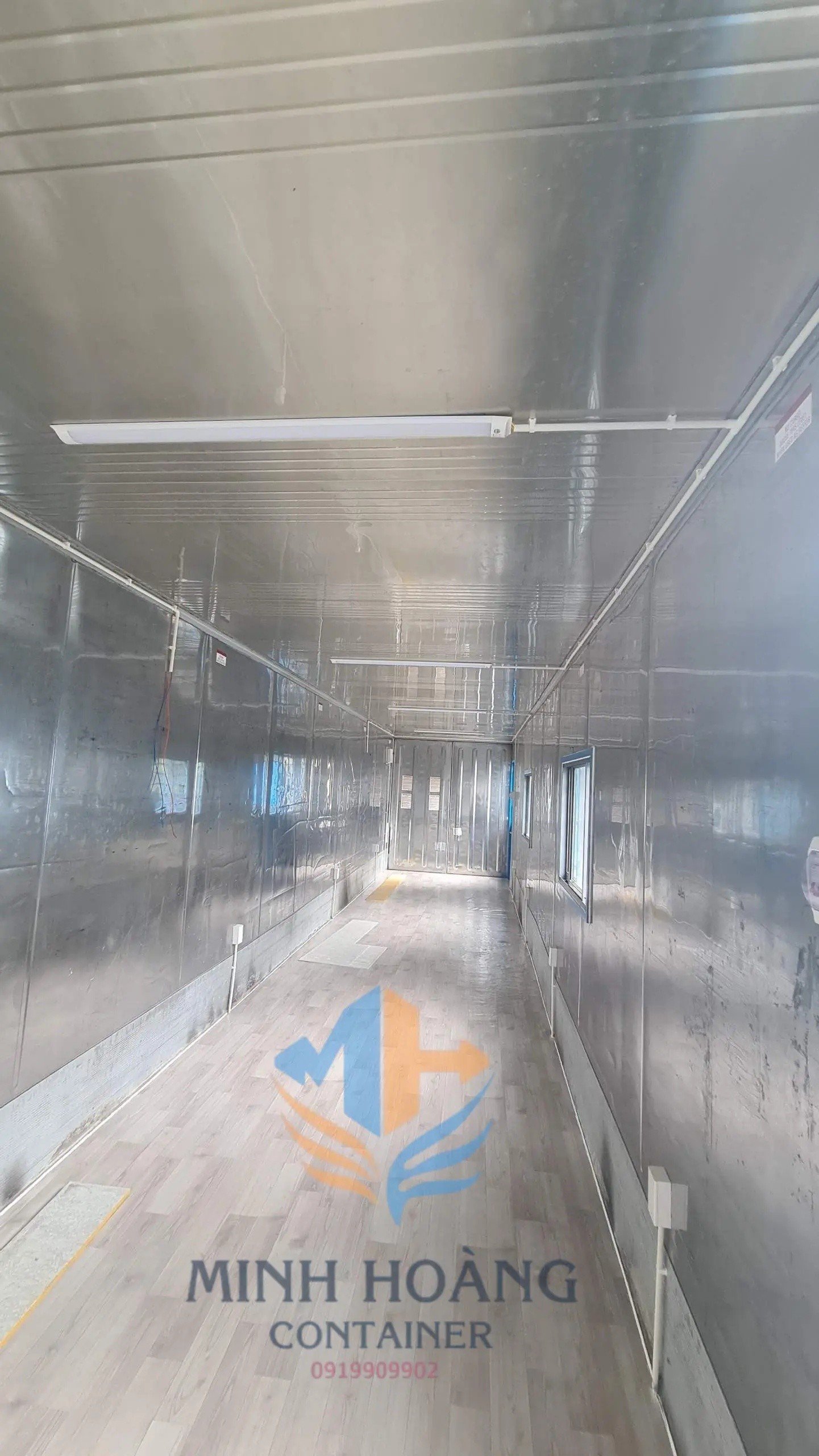 Container Văn Phòng 40 Feet Xanh Dương Dạng Ống Vỏ Lạnh